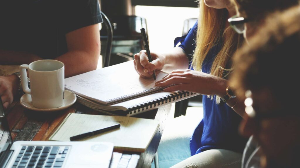 boost productivity with meeting room rentals